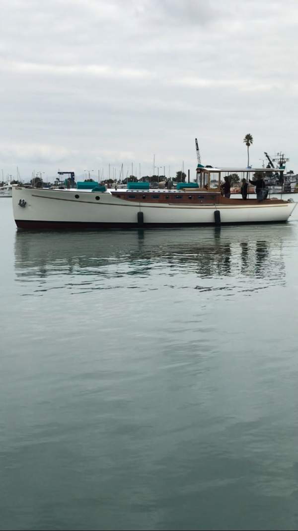 Yacht Edna photo